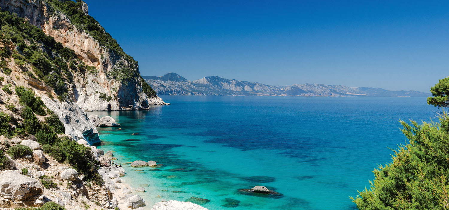 Italian Riviera yacht charter itinerary